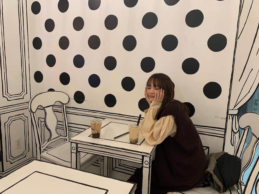 浜田翔子さんのインスタグラム写真 - (浜田翔子Instagram)「2Dカフェ 今更だけど海外行きたいとき 新大久保はまります。。 さらに海外いきたくなるけど。  YouTubeにものせてます⭐️ 新大久保編！  後ほど報告で、、お知らせかな。ブログに本日かこうとおもいます。」11月23日 17時44分 - shoko_hamada