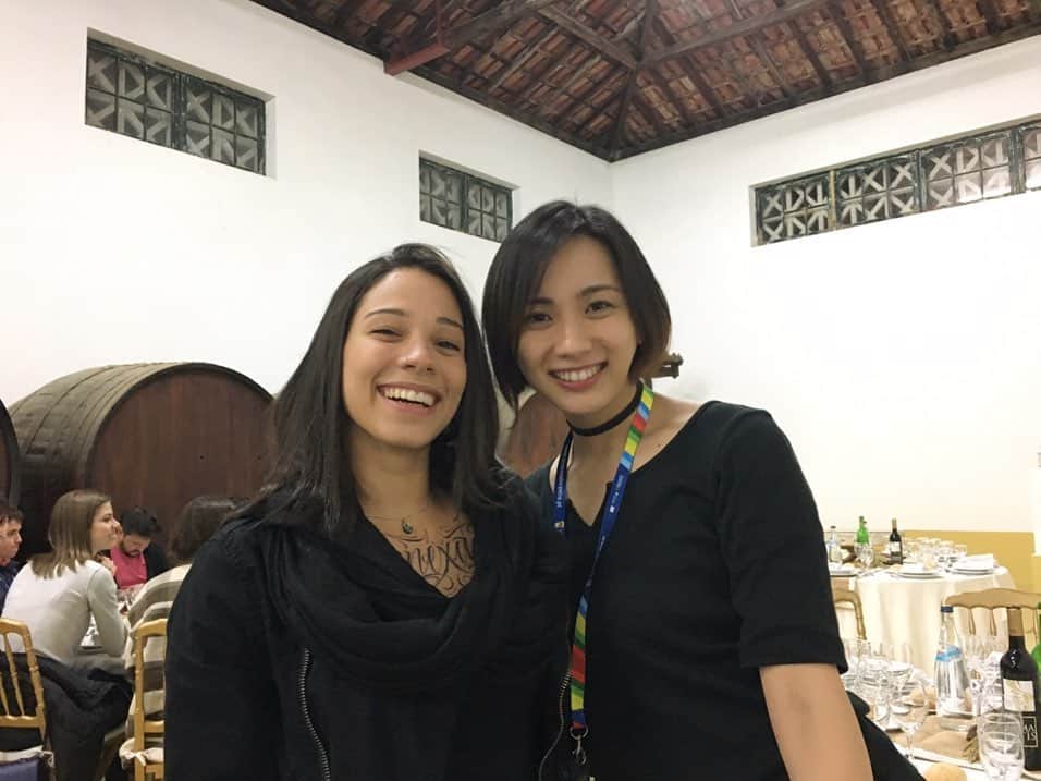 今村沙緒里のインスタグラム：「Beautiful women☺︎ ポルトガルで出会った 素敵な女性たち🌺👠❤️ ポジティブなエネルギー！ ・ They have positive energy☺︎ ・ #women #portugal #beautifu #thanks #ポルトガル #女性たち #元気をくれました」