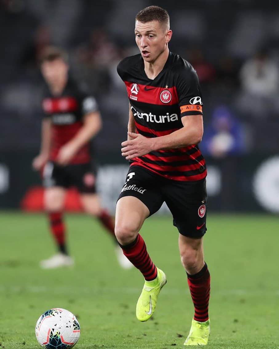 ミッチェル・デュークのインスタグラム：「Hard pill to swallow with the loss last night 😓 that’s football, sometimes you win & sometimes you learn! We will keep working hard to be better and give everything for a win next game 💪🏼🔴⚫️」