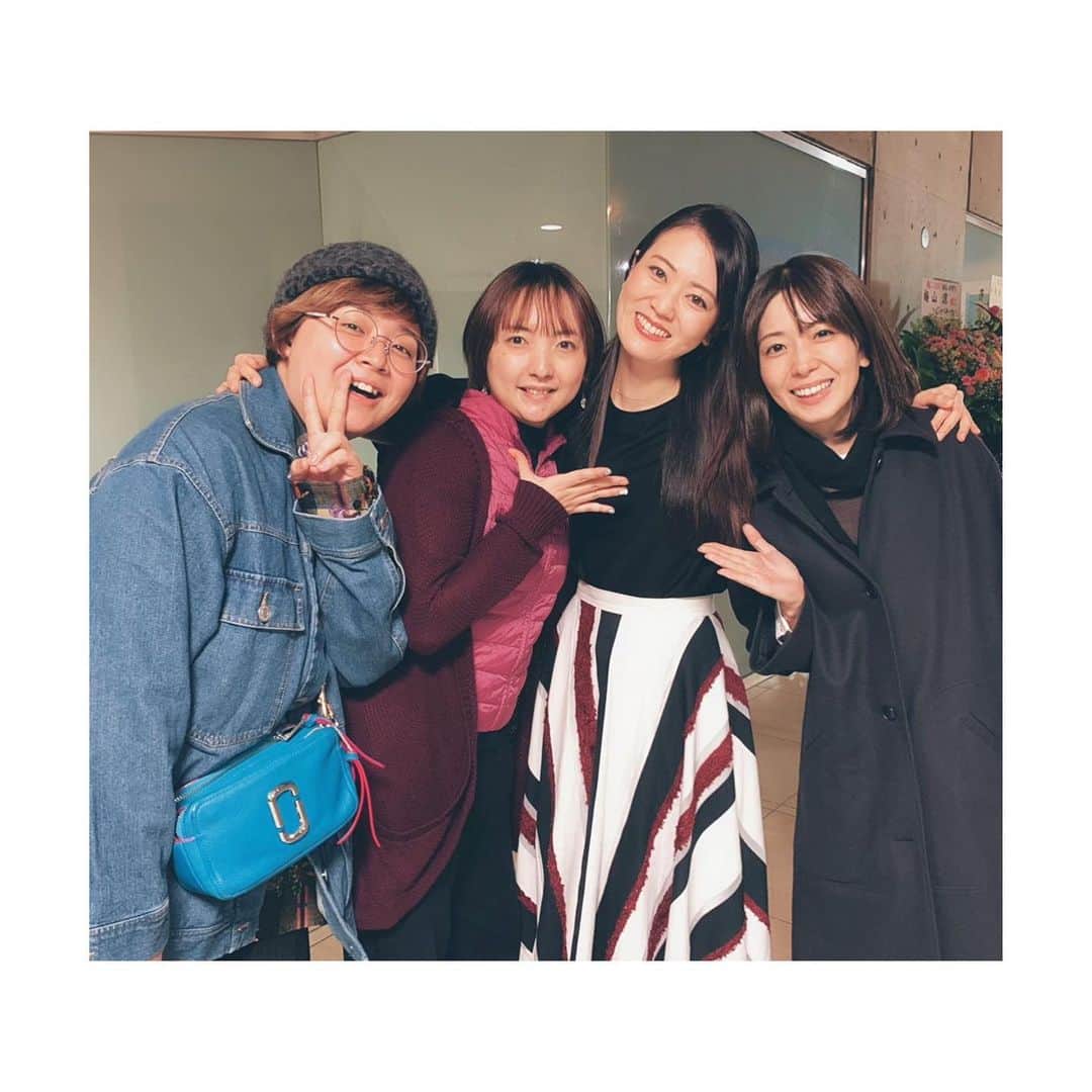 煌月爽矢のインスタグラム：「.﻿ .﻿ 大好きな同期たそ、うたちゃん﻿ 大好きな一個下ちゃんみあちく﻿ 大好きな下級生ともちゃん﻿ そして大好きなお客様方﻿ ﻿ ﻿ 客席が大好きに包まれてる。﻿ ﻿ ﻿ 感謝しかないです！﻿ ﻿ ﻿ #天真みちる﻿ #花織千桜﻿ #都月みあ﻿ #蒼矢朋季﻿ #或るかぎり﻿」