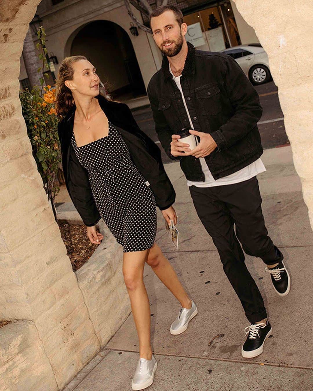 のインスタグラム：「Crisp 👏Leather👏Sneakers. Our holiday collection has landed and we’re serving up a selection of leather styles to elevate your holiday wardrobe. Tap our story for more.」