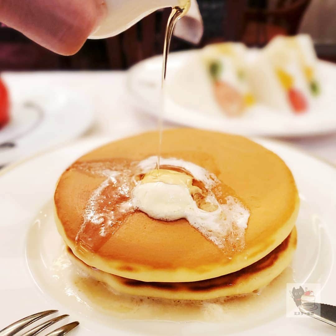 ミスター黒猫（黒猫仙人）のグルメインスタ