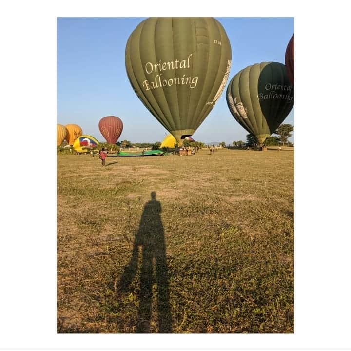 森崎ウィンさんのインスタグラム写真 - (森崎ウィンInstagram)「実は私、 #ミャンマー の #世界遺産  #バガン遺跡 に行ってました。 朝早く起き、 #気球 に乗ったのだ。 #森崎ウィン  #winmorisaki  #是非ミャンマーに行って欲しい #観光大使おすすめ」11月23日 13時11分 - win_morisaki_official