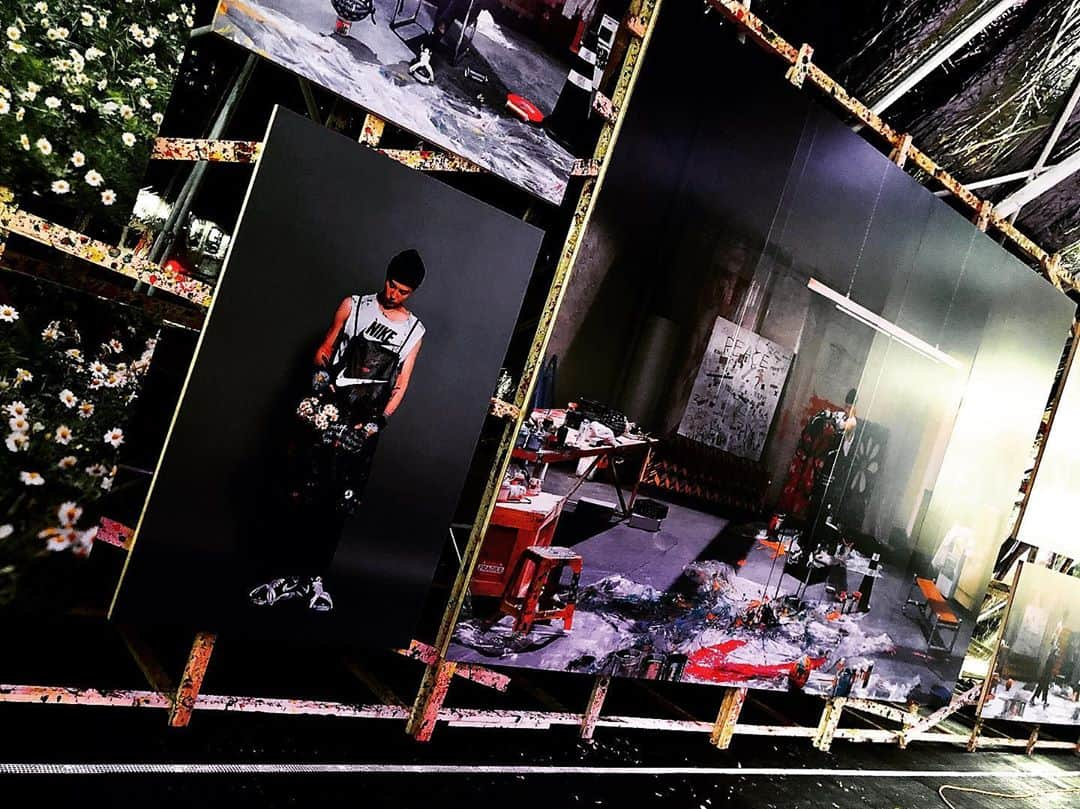 G-DRAGONさんのインスタグラム写真 - (G-DRAGONInstagram)「#광고 PEACE•NOISE•ONE」11月23日 13時48分 - xxxibgdrgn