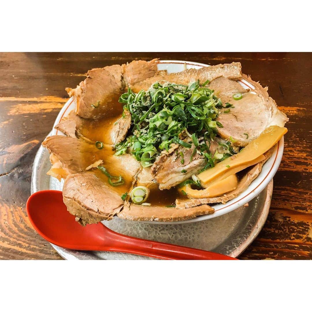 青木カズローのグルメインスタ