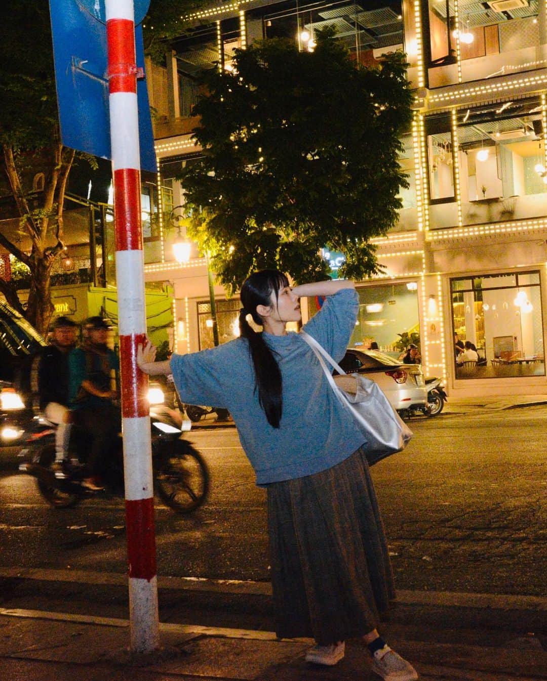 田中みかさんのインスタグラム写真 - (田中みかInstagram)「. . . . . Vietnamtrip! . . . . . . . . . . . . . #Vietnam#vietnamtrip #vietnamtravel #ベトナム#ベトナム旅行 #ベトナム旅 #Hanoi#hanoitravel #hanoitrip #ハノイ#ハノイ旅行 #ハノイ観光 #イルミネーション#イルミネーション撮影 #イルミネーション写真#夜景#夜景写真#夜景ポートレート#asiatrip #asiatravel #東京カメラ部  #ファインダー越しのわたしの世界  #ファインダー越シノ私ノ世界 #カメラ好きな人と繋がりたい  #カメラマンさんと繋がりたい  #写真好きな人と繋がりたい  #写真撮ってる人と繋がりたい  #撮影会モデル #撮影モデル」11月23日 14時35分 - mikamikatn