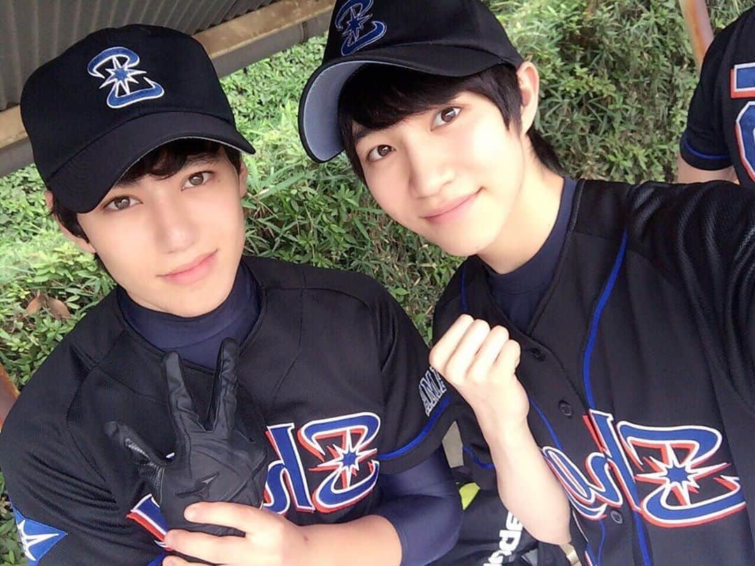 高野海琉のインスタグラム：「懐かしい写真の載せなおし😬 また野球したいな〜  #草野球」