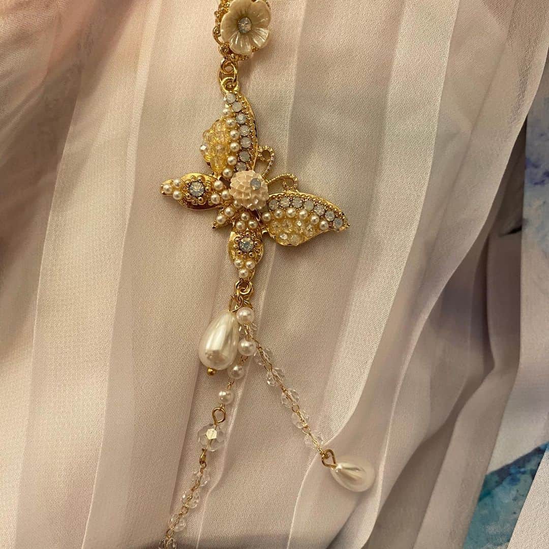 里美ゆりあさんのインスタグラム写真 - (里美ゆりあInstagram)「#可愛い#ピアス ❤ たまには#ラブリー に( * ॑˘ ॑* ) ⁾⁾ #アクセサリー #mignonnebijoux  #accessory #cute」11月23日 15時20分 - satomiyuria