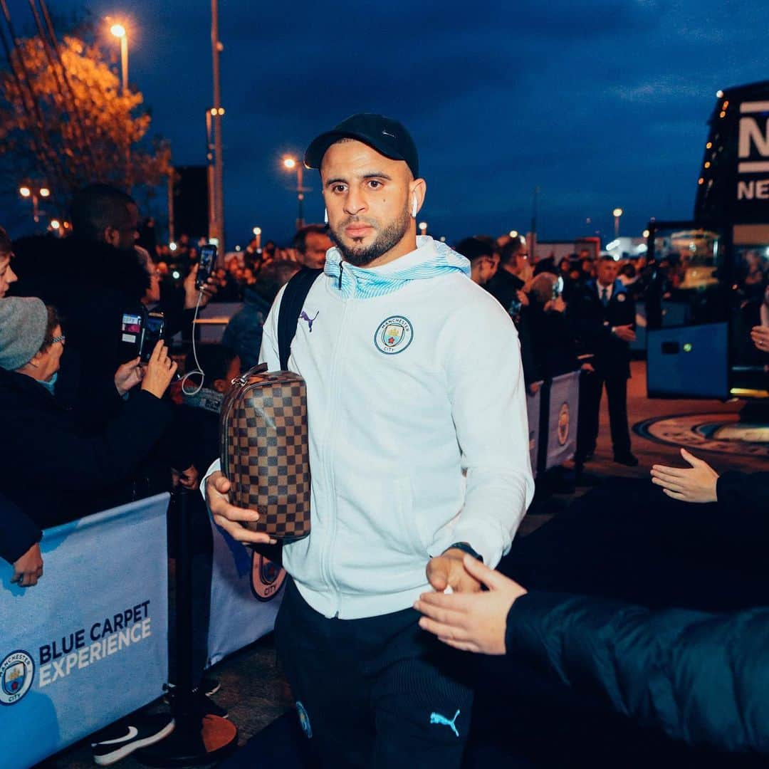 マンチェスター・シティFCさんのインスタグラム写真 - (マンチェスター・シティFCInstagram)「SO ready for this one! 😆⠀ ⠀ #ManCity #MCICHE」11月24日 2時11分 - mancity