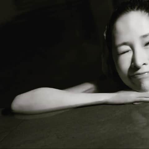エルヴァ・シャオのインスタグラム：「To Be Continuing #TBC #ElvaHsiao #蕭亞軒 #2020 #Album #.....」