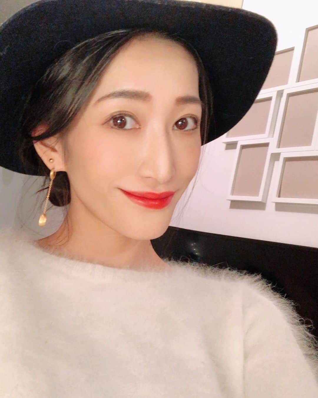 ELISAのインスタグラム：「おまむみーん🌝」