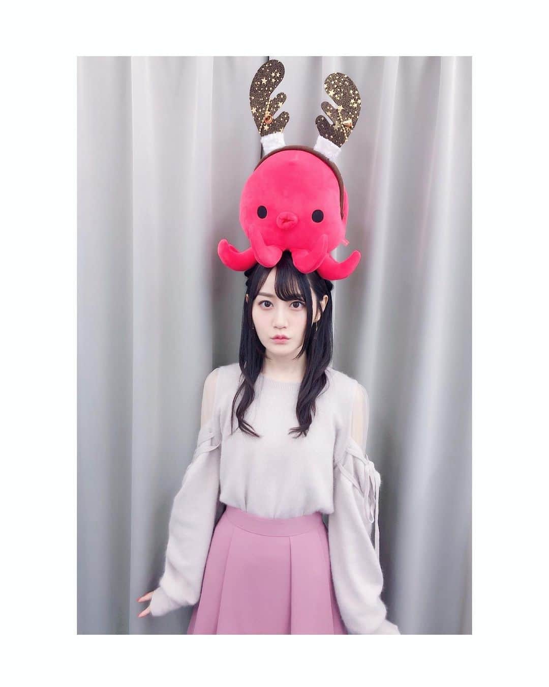のインスタグラム：「久々の再会…！！😆✨ そしてなぜかクリスマス仕様に…🎄 おくとぱすからの侵略🐙再び🐙  #octopus #🐙 #christmas」