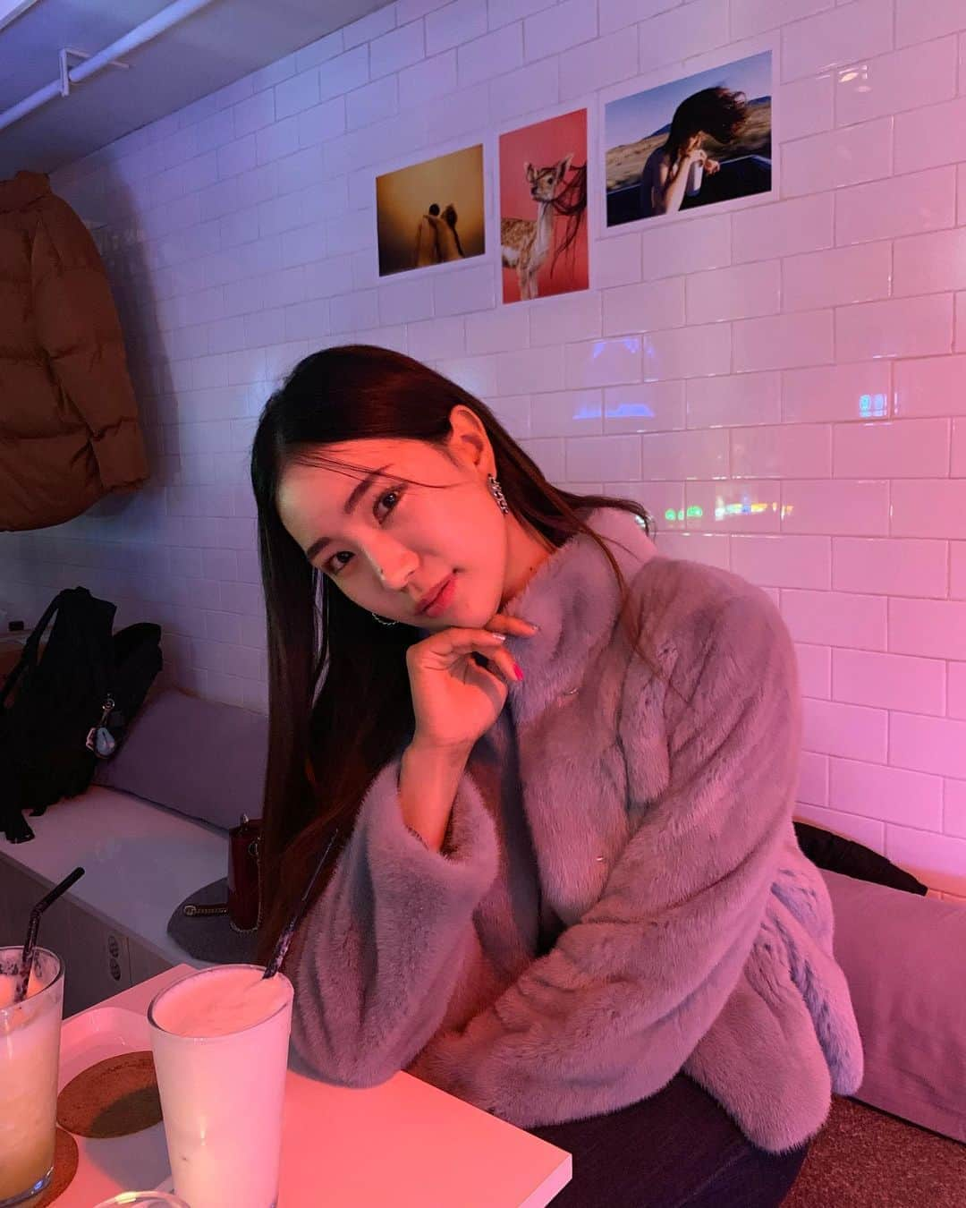 ユ・ヒョンジさんのインスタグラム写真 - (ユ・ヒョンジInstagram)「_ 간만에 외출이다옹🍨」11月23日 19時14分 - _hyunju.__