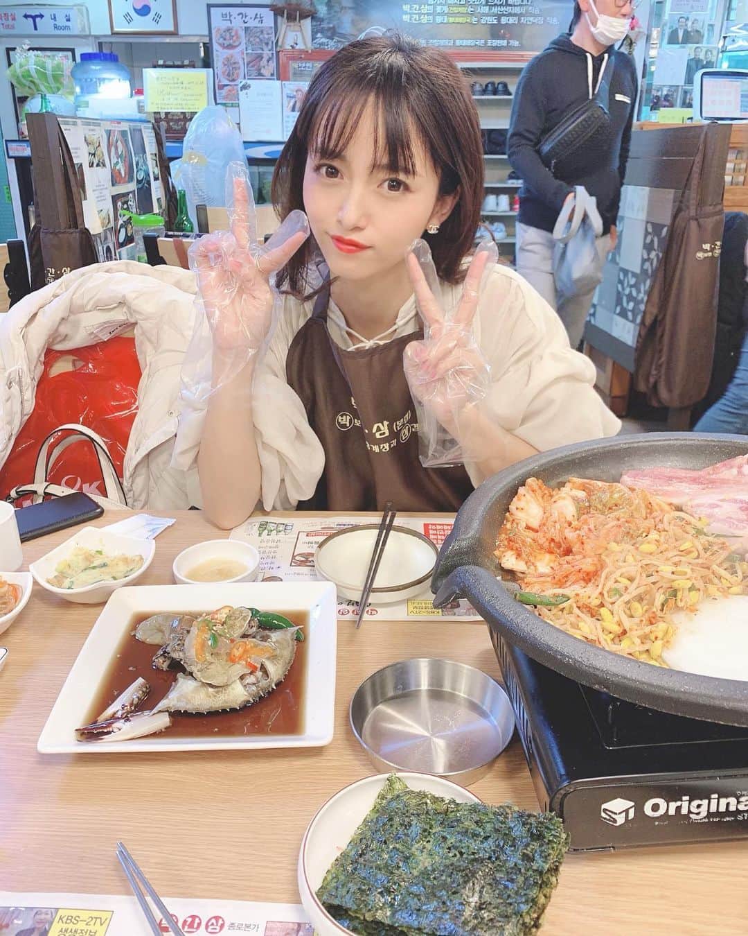 三田寺円のインスタグラム：「おいしいおいしい 美味しくて食べ過ぎ🐷🍚 #韓国 #サムギョプサル #カンジャンケジャン 🦀」