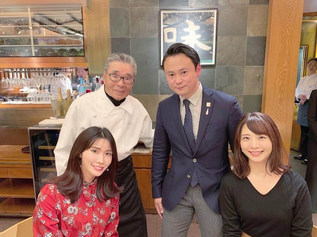 児玉アメリア彩さんのインスタグラム写真 - (児玉アメリア彩Instagram)「『令和に遺す！〜 道場六三郎 × 地元石川食材 × 次世代石川地酒が織りなす、石川の恵みと新たな味を戴く会 〜』﻿ ﻿ にお邪魔しました。﻿ ﻿ ﻿ 「料理の鉄人」を毎週欠かさず観ていた世代としては、和の鉄人・#道場六三郎 氏がいまや御歳90歳でいらっしゃること、﻿ そしていまも変わらずしっかりと確実に技を引き継がれ、ご活躍されていることに 僭越ながら尊敬の念を抱かずにはいられず。﻿ (つまり私のような小娘の人生なんて３回入る🙄)﻿ ﻿ ﻿ さらに今回 会場となった現在の「懐食みちば」を開店されたのが70歳の頃というのが驚き。﻿ ﻿ 私は常々『何かを始めるにはいくつになっても遅くない』をモットーに過ごしているので、とっても感慨深いものがありました。﻿ ﻿ ﻿ ﻿ この日は道場六三郎氏が考案したコース料理約８品に、﻿ それぞれのお料理に合わせた石川県の日本酒で構成したスペシャルなペアリングコース。﻿ ﻿ 道場六三郎氏のルーツである石川県の食材と日本酒、﻿ そしてそれに合わせる酒器には、我戸幹男商店さんの山中漆器、木本硝子さんのグラスが用いられ、﻿ 石川県の魅力をたっぷりと堪能させていただきました。﻿ ﻿ 今が旬の香箱蟹、松笠焼き、道場氏が考案された色鮮やかな金時草のシャーベットなど、﻿ こだわりの食材と工夫、そしてきめ細やかなサービスに、贅沢な時間を過ごさせていただきました。﻿ ﻿ ﻿ 自分としてもちょうど今企画しているようなものの参考になることも多くて、本当に勉強になったなぁ﻿ ありがとうございました✨﻿ ﻿ ﻿ ﻿ ﻿ ﻿ ﻿ #sake #石川地酒 #石川県 #石川グルメ #portrait #instalike #misssake #諏訪の国公式アンバサダー #児玉アメリア彩 #ミス日本酒 #日本酒 #日本酒女子  #日本酒インスタグラマー #ポン酒タグラム #日本酒フォト #sakekampai #sakebottle #飲酒タグラム #酒スタグラム #日本酒で乾杯 #sakelover﻿ #sakephotography #sakegirl #sakestagram #japanesesake」11月23日 19時28分 - aya_amelia_kodama