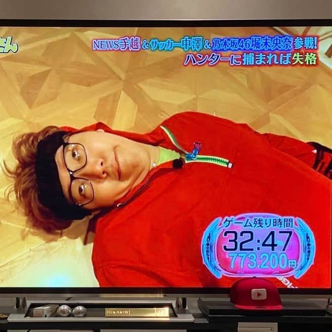 HIKAKINのインスタグラム：「ヒカキン確保ぉぉぉぉおおお！w #逃走中」