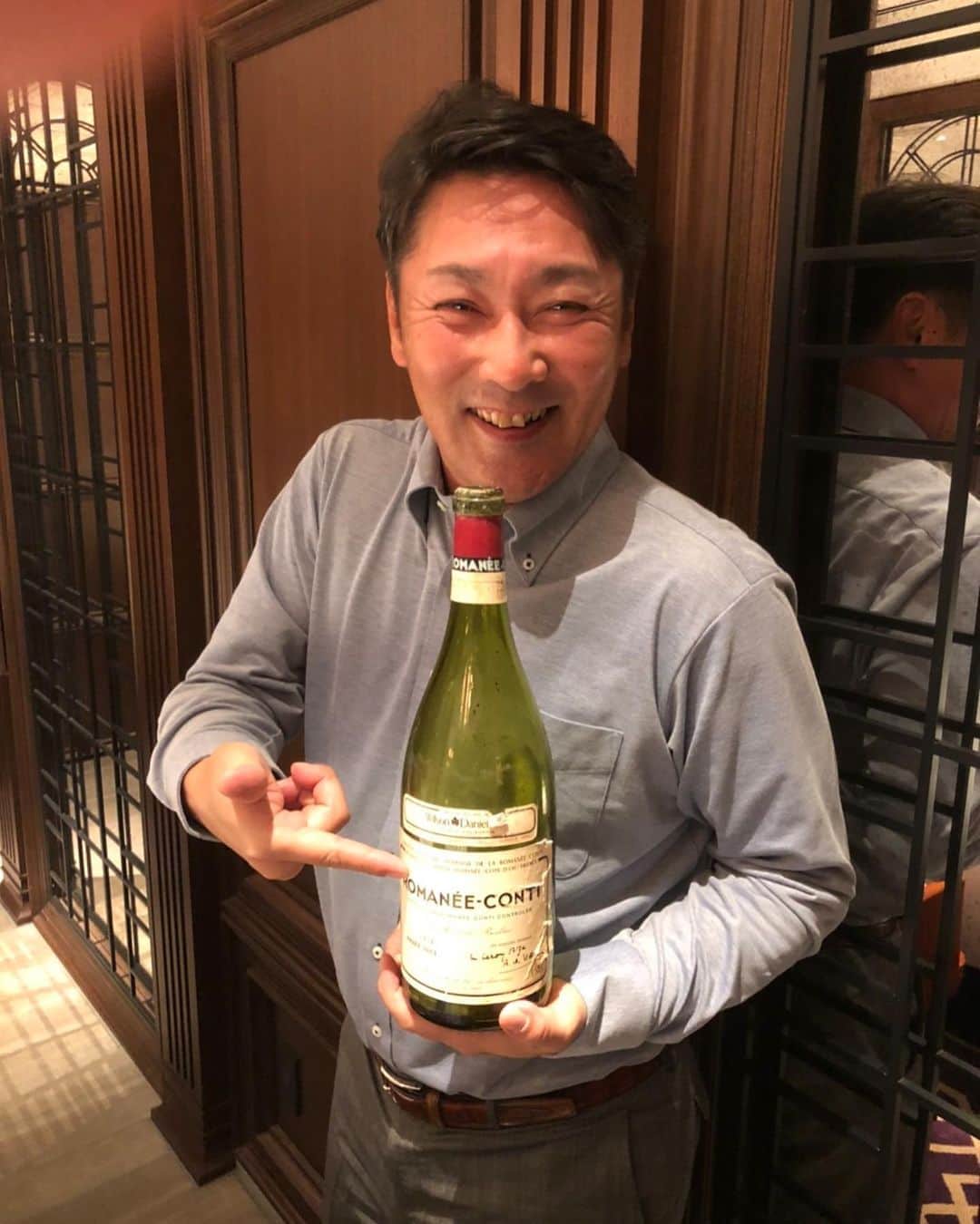 元木大介のインスタグラム：「美味しいワイン🍷を 飲まして頂きました〜〜 #元木の一言  #元木大介 #日本 #japan #プロ野球 #野球 #読売ジャイアンツ #ジャイアンツ #巨人 #giants #baseball」