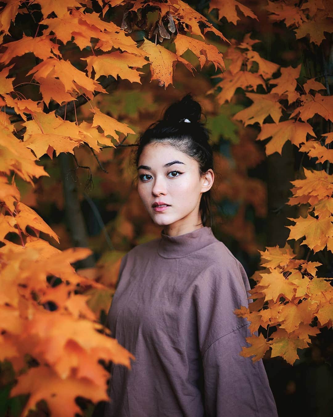 Berlin Tokyoのインスタグラム：「Orange leaves. W/@may_sch . . . #hellofrom #berlin」