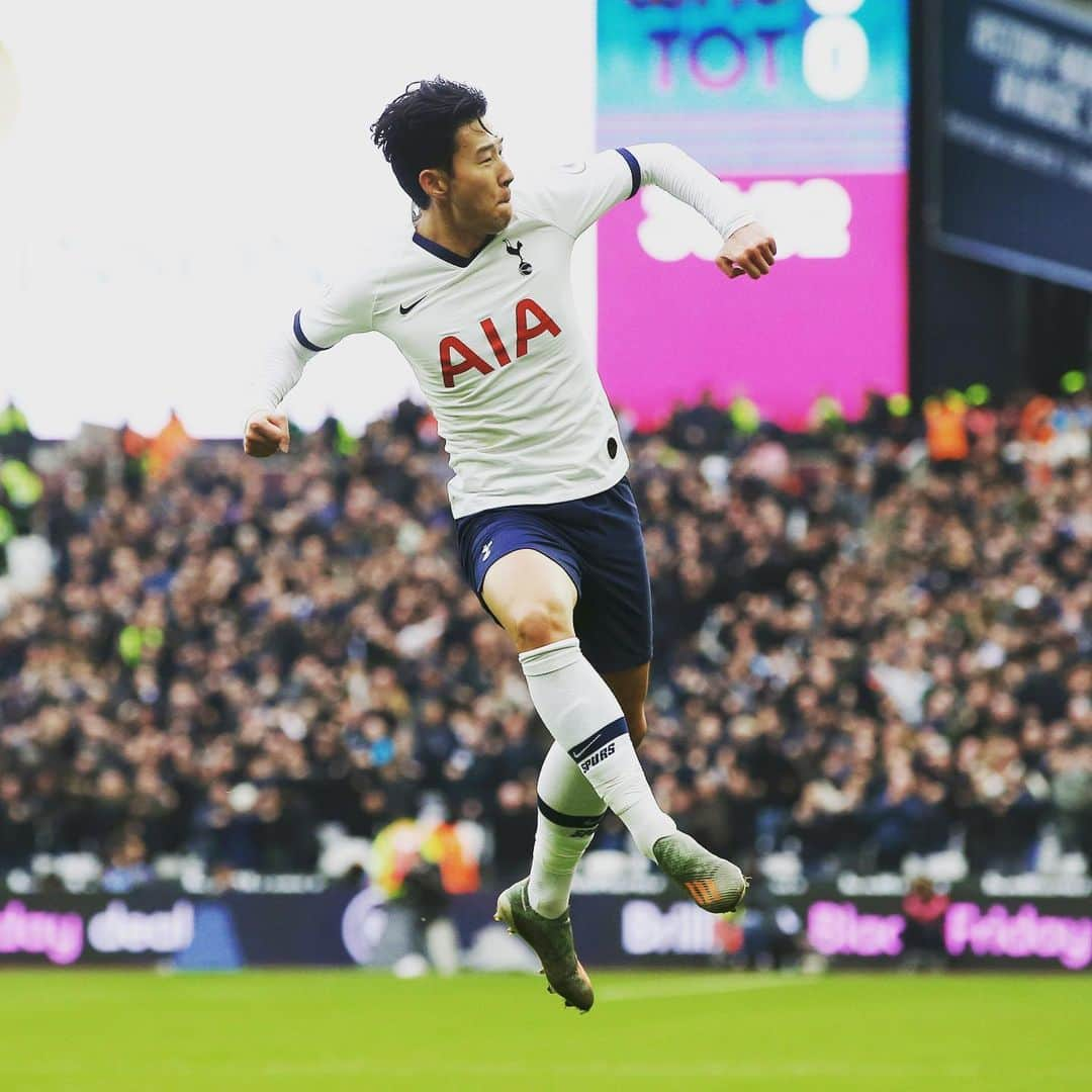 トッテナム・ホットスパーFCさんのインスタグラム写真 - (トッテナム・ホットスパーFCInstagram)「🙌 @hm_son7 opens the scoring at the London Stadium! 1-0! 🇰🇷 #COYS #THFC」11月23日 22時15分 - spursofficial