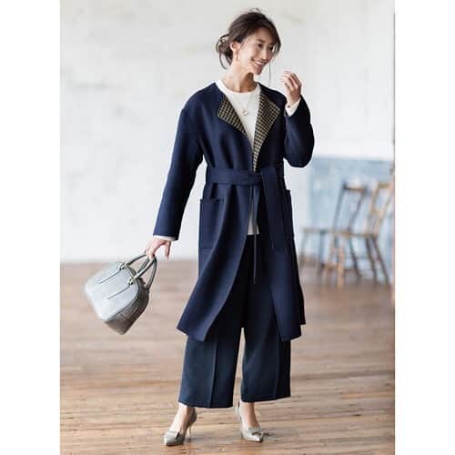集英社FLAG SHOP（フラッグショップ）さんのインスタグラム写真 - (集英社FLAG SHOP（フラッグショップ）Instagram)「お得にアウターが買えるチャンス✨✨﻿ ﻿ アウタークーポンは、﻿ 税抜50,000円以上で使える5000円クーポン﻿ 税抜25,000円以上で使える2000円クーポンの2種類🎫﻿ ﻿ こちらのリバーシブルのアウターも2000円オフに！！チェックと無地でお得に着られます💕﻿ ﻿ 対象のアウターで使えるクーポンキャンペーン開催中です！大人気のトレンチコートからモッズコートなど見逃せない商品が盛りだくさん！お得なこの機会をお見逃しなく！！﻿ ﻿ ⏰11/29（金）9:59まで！﻿ ﻿ プロフィールのリンクからチェックしてね🔍﻿ ﻿ Instagram掲載﻿ 気になるアイテムはタップすると商品詳細ページに移動します✈︎✈︎✈︎✈︎✈︎✈︎ ﻿ #suadeo #スアデオ #神山まりあ #コート #アウター #アウタークーポン #flagshop #集英社 #フラッグショップ #フラッグショップマガジン #タイムセール #お得 #買い物 #セール中 #セール」11月23日 22時39分 - happyplusstore