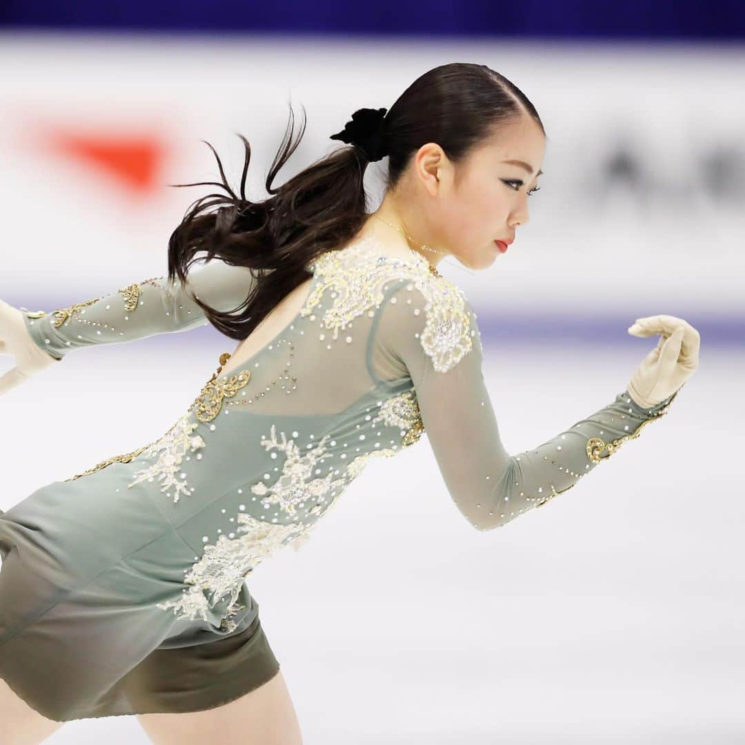 日本オリンピック委員会さんのインスタグラム写真 - (日本オリンピック委員会Instagram)「羽生結弦選手がフィギュアスケートのGPシリーズ第6戦・NHK杯でショートプログラム、フリーともに1位の合計305.05点をマークし優勝。ファイナルを含む通算12勝目を挙げました🏆 女子は紀平梨花選手がショートプログラム2位、フリー2位の合計231.84点で2位。羽生選手、紀平選手ともにシリーズ上位6人によるファイナル（12月5～7日・トリノ）に進出しました🙌（写真：アフロスポーツ） ⛸ISU GP NHK Trophy 2019⛸ . [Men] 🥇羽生結弦/Yuzuru Hanyu 305.05 . [Ladies] 🥈紀平梨花/Rika Kihira 231.84 . #フィギュアスケート #figureskate #FigureSkating #isufigureskating #GPFigure #羽生結弦 #YuzuruHanyu #紀平梨花 #RikaKihira #がんばれニッポン #TEAMNIPPON #japaneseolympiccommittee . 📷AFLOSPORT」11月23日 23時05分 - teamjapanjoc