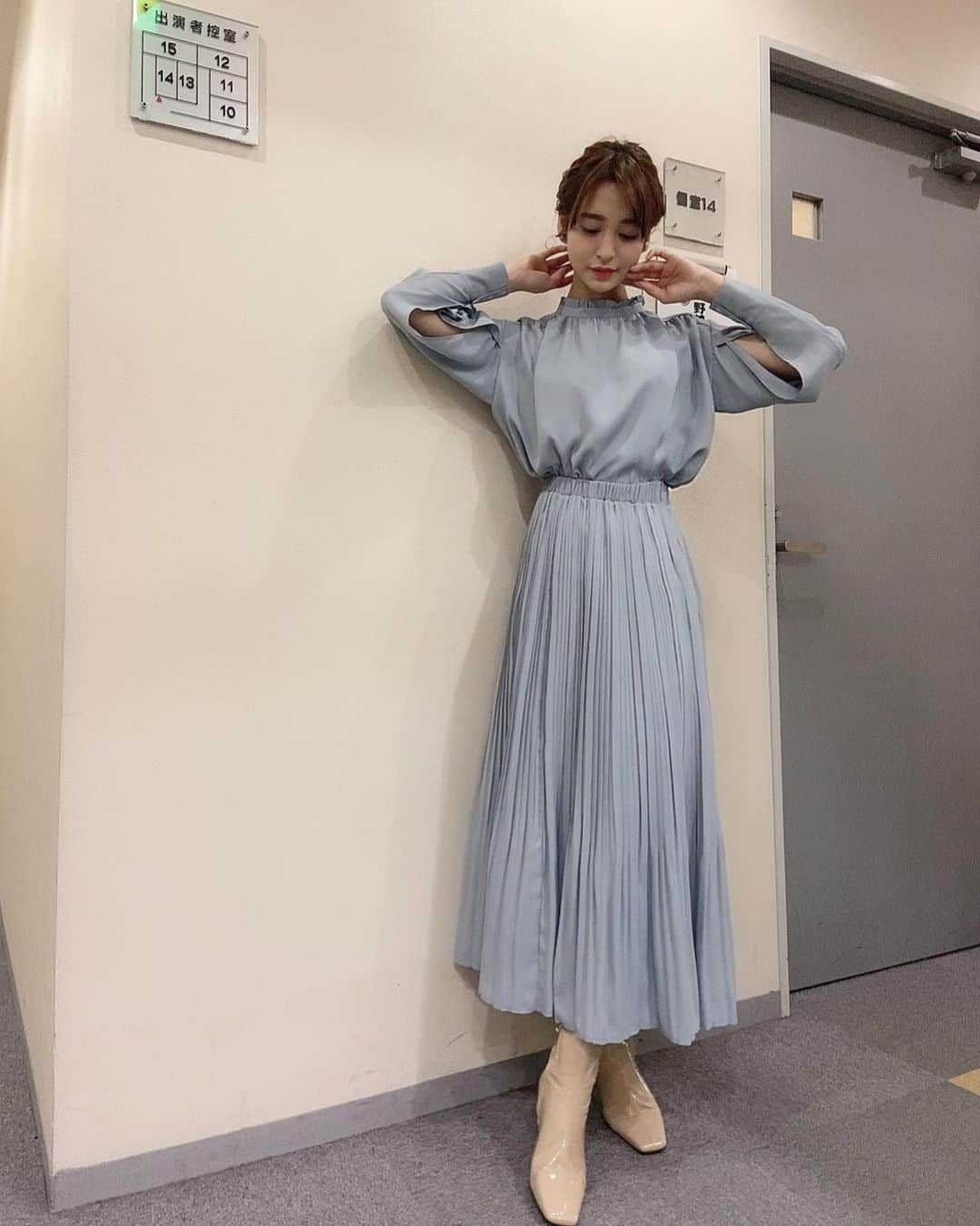 野崎萌香さんのインスタグラム写真 - (野崎萌香Instagram)「にじいろジーンの時の お洋服のクレジット☺︎⚡️ . . .  set up... @banner_barrett  boots... import pinkie ring... @starjewelry_press」11月23日 23時55分 - moeka_nozaki