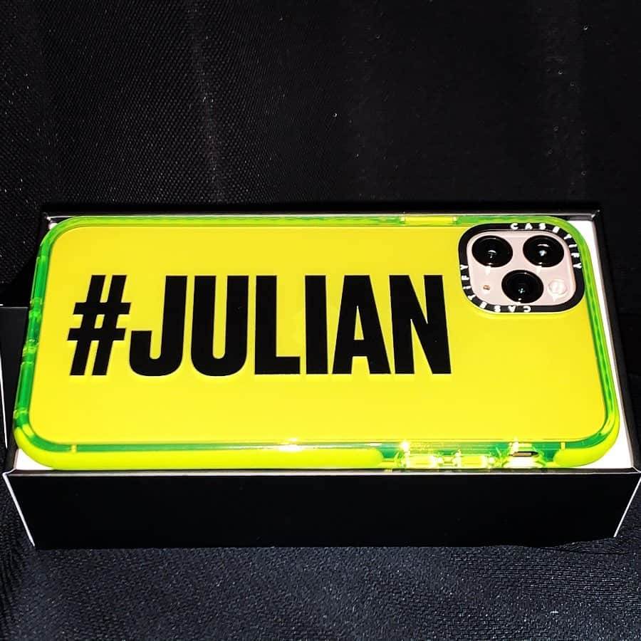 JULIANさんのインスタグラム写真 - (JULIANInstagram)「NEW iPhone CASE♡ @casetify_jp  @casetify  #casetify #caseiphone #iphonecase #casetify_jp #ケースティファイ  #iphone #iphone11 #iphone11promax #アイフォンケース #アイフォン11プロ  #携帯　#携帯ケース　#スマホケース  #ネオンカラー　#ネオンイエロー #蛍光　#蛍光イエロー　#イエロー #スケルトン　#名前入り #モデル #ファッションモデル  #ファッションショー  #撮影 #撮影モデル #メンズモデル #メンズファッション #インフルエンサー　#インスタグラマー #お洒落さんと繋がりたい」11月24日 0時11分 - julian_official_jp