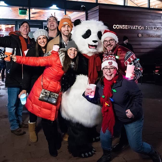 スミソニアン国立動物園さんのインスタグラム写真 - (スミソニアン国立動物園Instagram)「❄️🐼🍻 Cheers! BrewLights is back this holiday season! On Thursday, Dec. 12, from 6 p.m. to 9 p.m. enjoy dozens of breweries, s’mores, carolers and more – all while supporting conservation. Plus, attendees will have exclusive after-hour access to animal houses! 🎟️ GET TIX: https://s.si.edu/2f7znoA. (Link in bio.)」11月24日 1時08分 - smithsonianzoo