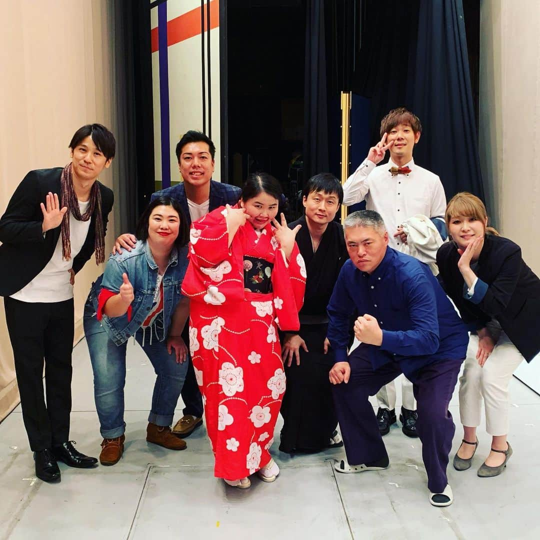 よしもと祇園花月さんのインスタグラム写真 - (よしもと祇園花月Instagram)「ピンク花月💞💋 お越しいただきありがとうございました😘💕 来年もよろしくお願い致します👠🏩 #よしもと祇園花月 #祇園花月 #京都 #桂ぽんぽ娘 #しばりやトーマス #瀧川鯉白 #スマイル瀬戸 #マルセイユ #紅しょうが #ピンク」11月24日 1時16分 - gionkagetsu