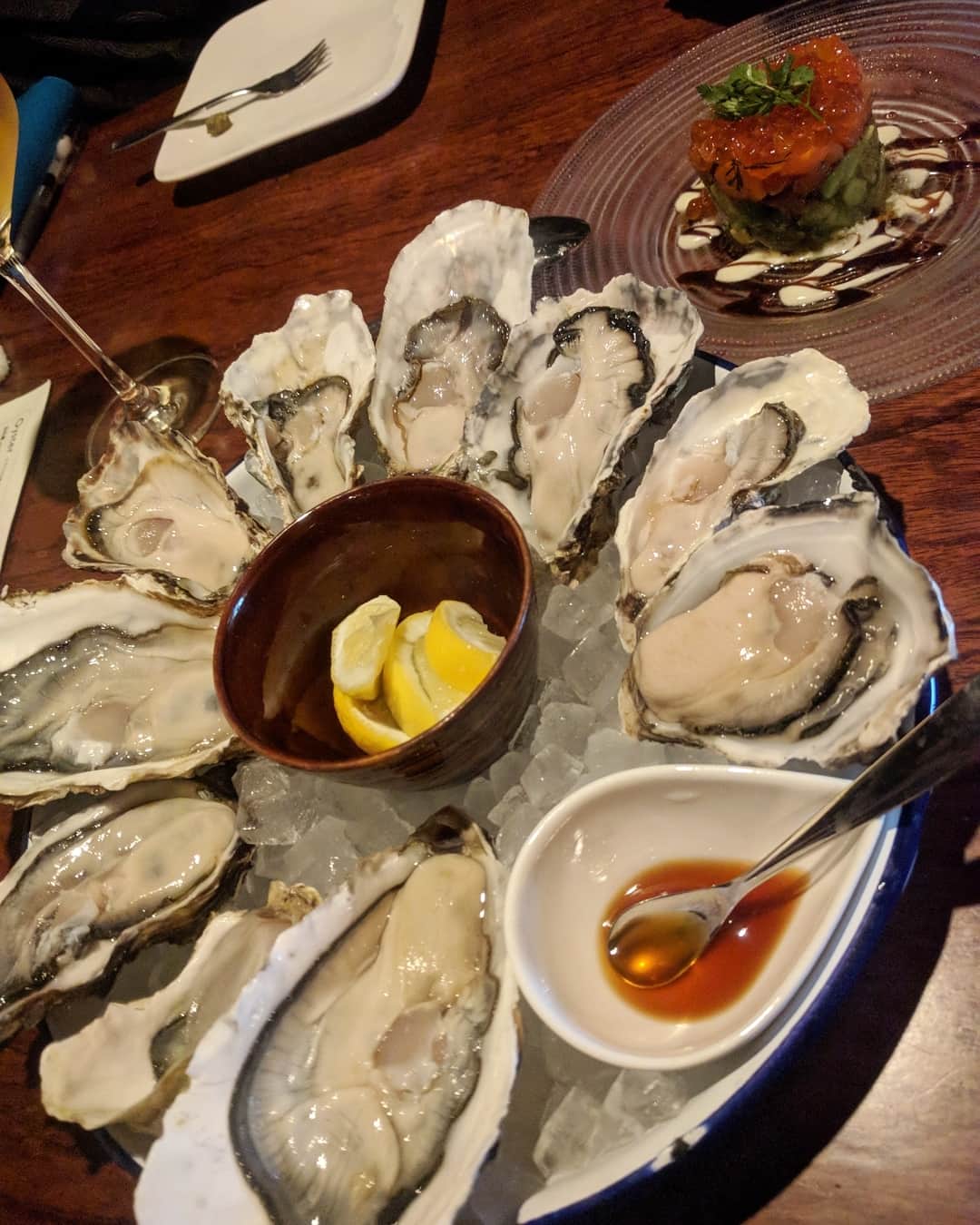 越中睦士のグルメインスタ