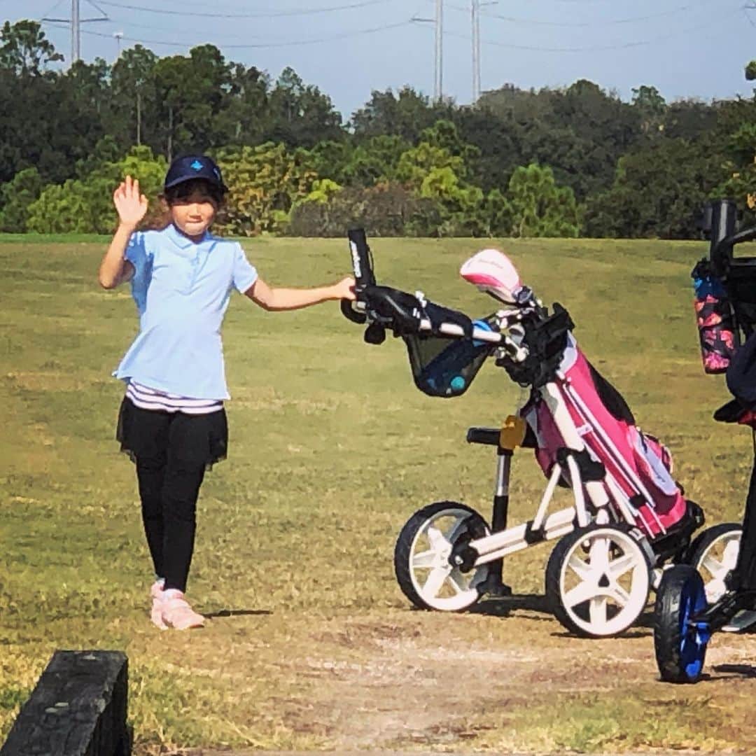 フロリダさえさなのインスタグラム：「Golf golf golf... 4 classes in this week😊」