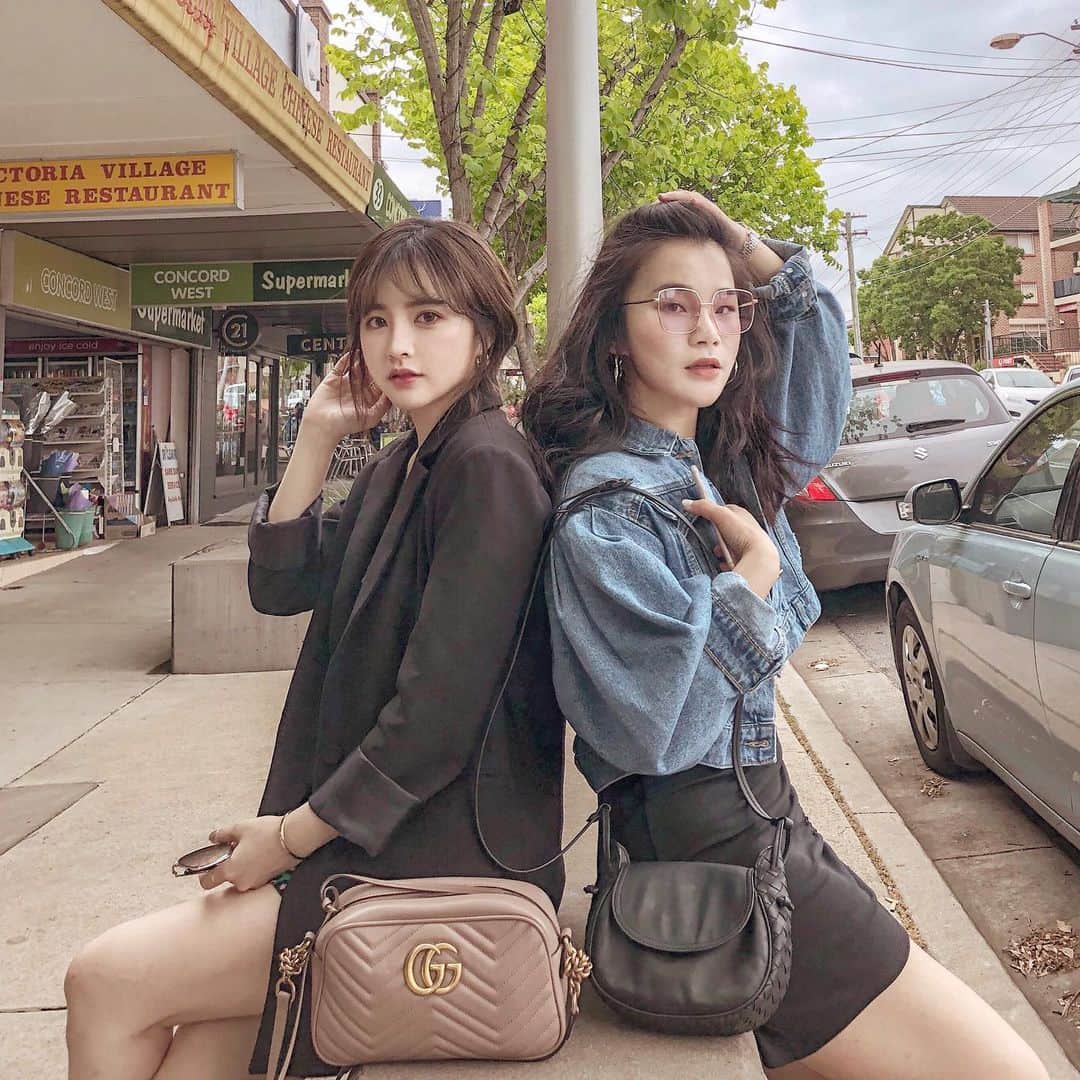 柯柯YELIZのインスタグラム：「謝謝高中好閨蜜帶我看看不同的世界 還有不同的帥哥😂」