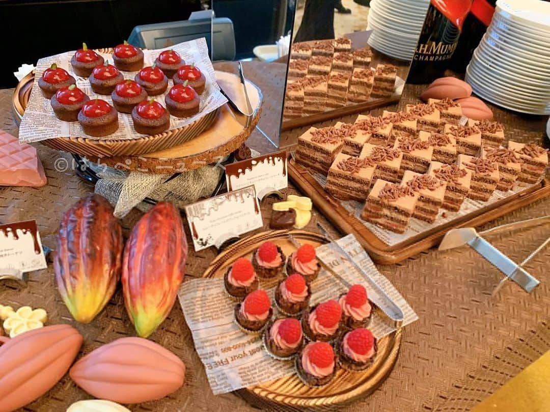 野山苺摘（グルメライター・グルメ探偵）のグルメインスタ