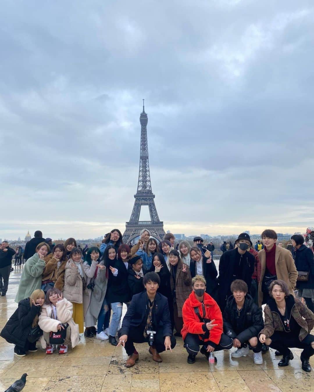 早稲田美容専門学校さんのインスタグラム写真 - (早稲田美容専門学校Instagram)「🇫🇷早稲美海外研修🇫🇷 ✈️パリに到着✈️ 街並みオシャレ🏰 #海外#研修#旅行#パリ#paris #芸術の都#europe#france #凱旋門#🇫🇷#enjoy#travel #trip #エッフェル塔#モンマルトルの丘 #instapic #pictureoftheday #tokyo#japan#美容学生#美容師#美容学校#beautician #christmas #サクレクール寺院 #パリ旅行#美容師さんと繋がりたい #早稲田美容専門学校 #早稲美」11月24日 12時16分 - wasedabiyo