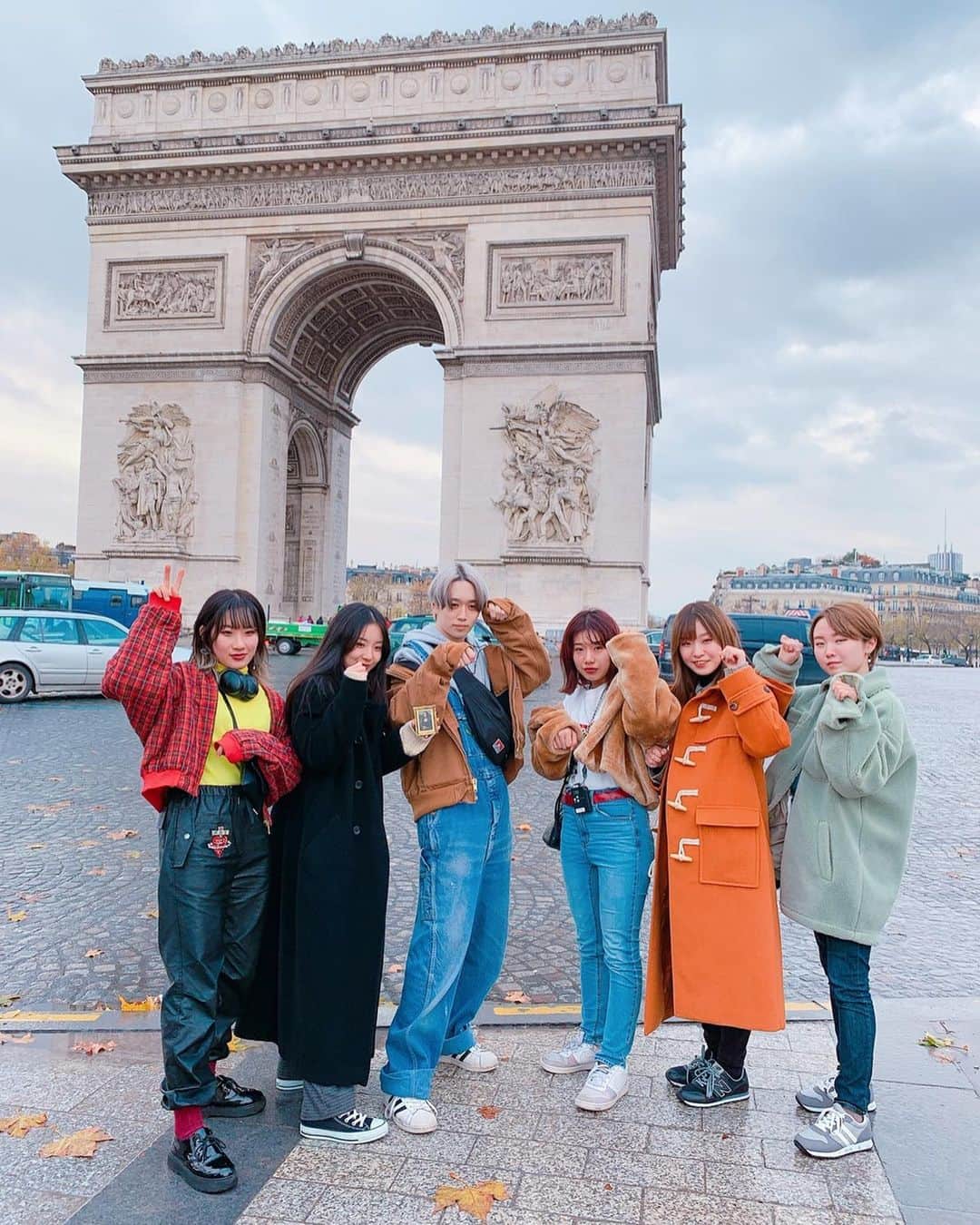 早稲田美容専門学校さんのインスタグラム写真 - (早稲田美容専門学校Instagram)「🇫🇷早稲美海外研修🇫🇷 ✈️パリに到着✈️ 街並みオシャレ🏰 #海外#研修#旅行#パリ#paris #芸術の都#europe#france #凱旋門#🇫🇷#enjoy#travel #trip #エッフェル塔#モンマルトルの丘 #instapic #pictureoftheday #tokyo#japan#美容学生#美容師#美容学校#beautician #christmas #サクレクール寺院 #パリ旅行#美容師さんと繋がりたい #早稲田美容専門学校 #早稲美」11月24日 12時16分 - wasedabiyo