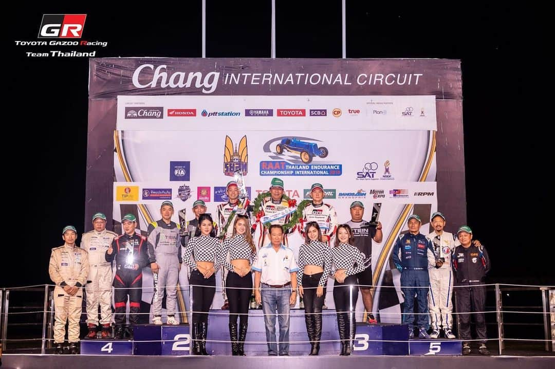 Toyota team thailandさんのインスタグラム写真 - (Toyota team thailandInstagram)「🏆🏆🏆 CHAMPION 🏆🏆🏆 TOYOTA Gazoo Racing team Thailand x RAAT Thailand Endurance Championship International 2019 Round 3: 22-23 November @BRIC ความสำเร็จในวันนี้เป็นของทุกคนในทีมครับ ความเป็นน้ำหนึ่งใจเดียวกัน ทำให้เราก้าวข้ามทุกขีดจำกัด อุปสรรค์และประสบการณ์จะทำให้เราร่วมกันพัฒนาทีมให้แข็งเกร่งยิ่งขึ้น พวกเราจะสู้ต่อไปเพื่อวงการมอเตอร์สปอร์ตไทยครับ ✌🏻✌🏻 Class Touring Car - TOYOTA 86 🏆 Car No. 120: Arto // MadCow // Naoki - 1st in class & 1st Overall - 171 รอบสนาม #TeamWork #TOYOTAteamThailand #CheerThai #ThaiPride #ไม่เชียร์ไทยแล้วจะเชียร์ใคร #แข่งรถ #นักแข่ง #ทีมคนไทย #Car #RaceCar #Racing #SuperCar #TOYOTA86 #Buriram」11月24日 12時18分 - toyotagazooracingteamthailand