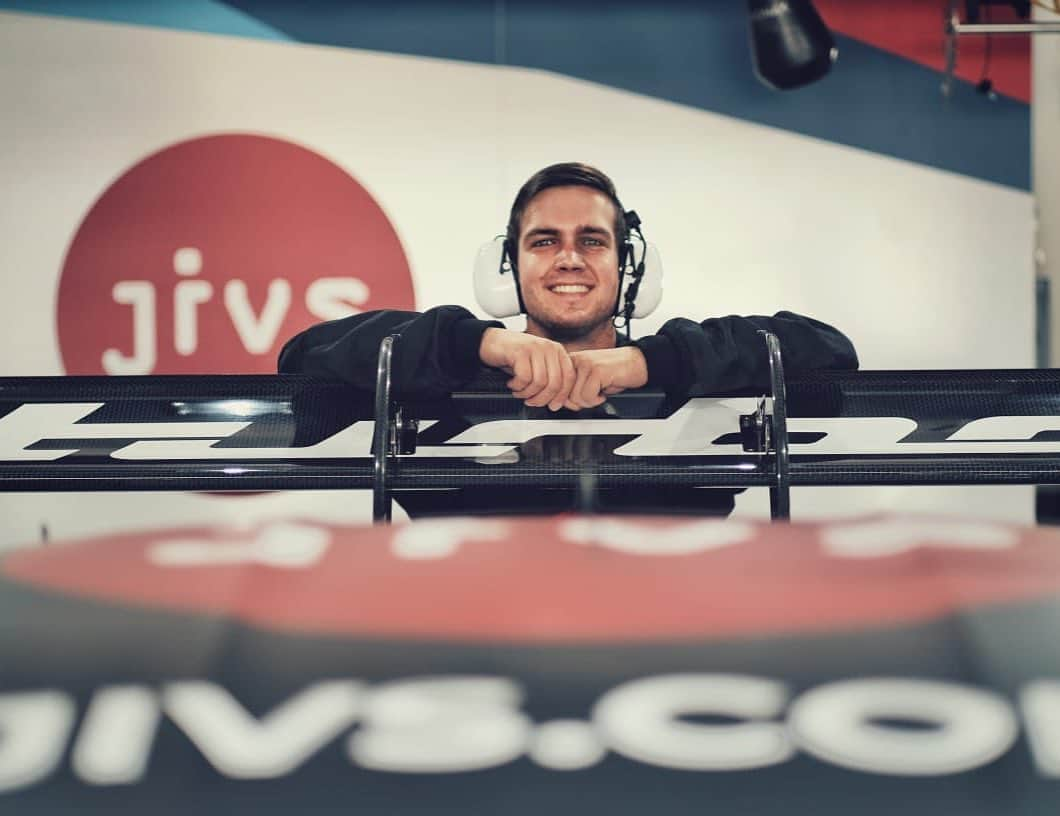 ティモ・グロックさんのインスタグラム写真 - (ティモ・グロックInstagram)「Unfortunately another really good guy is leaving my car crew!  Matze ( Matthias Wingender ) super positiv guy always smiling! He did my pit board and I didn’t have to look for the board I just had to look for the biggest smile 😃  Thanks Matze for your hard work and all the best at @airportcgn fire department!! @dtm_pics @bmw @bmwmotorsport @keltereikraemer @bembel.with.care @handstich 📸 x @samiroquai」11月24日 4時15分 - realglocktimo