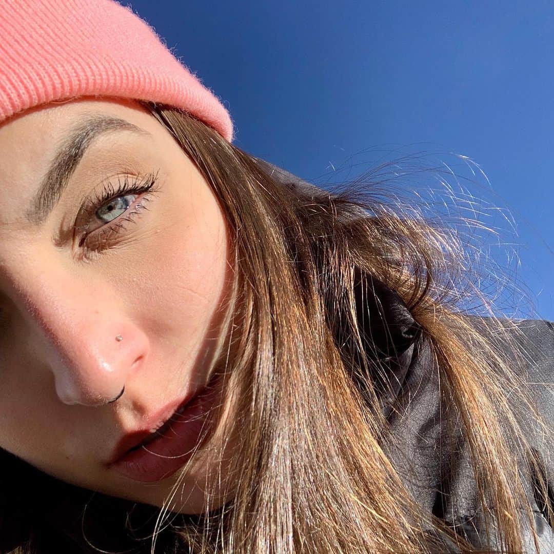 Bruna Unzuetaのインスタグラム：「💙❄️」