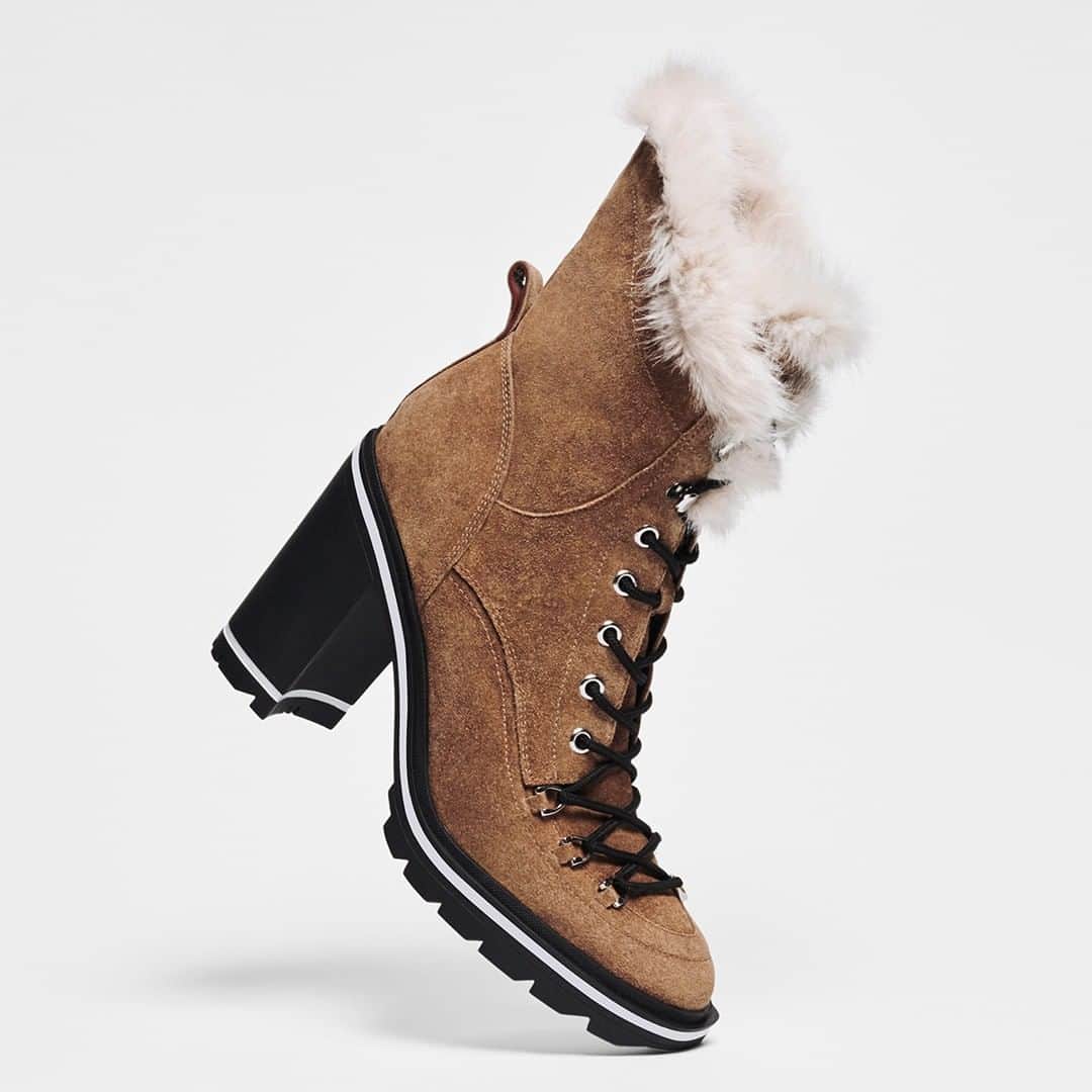 のインスタグラム：「Alpine chic [Shoe: Odelia] #SigersonMorrison // @bloomingdales」