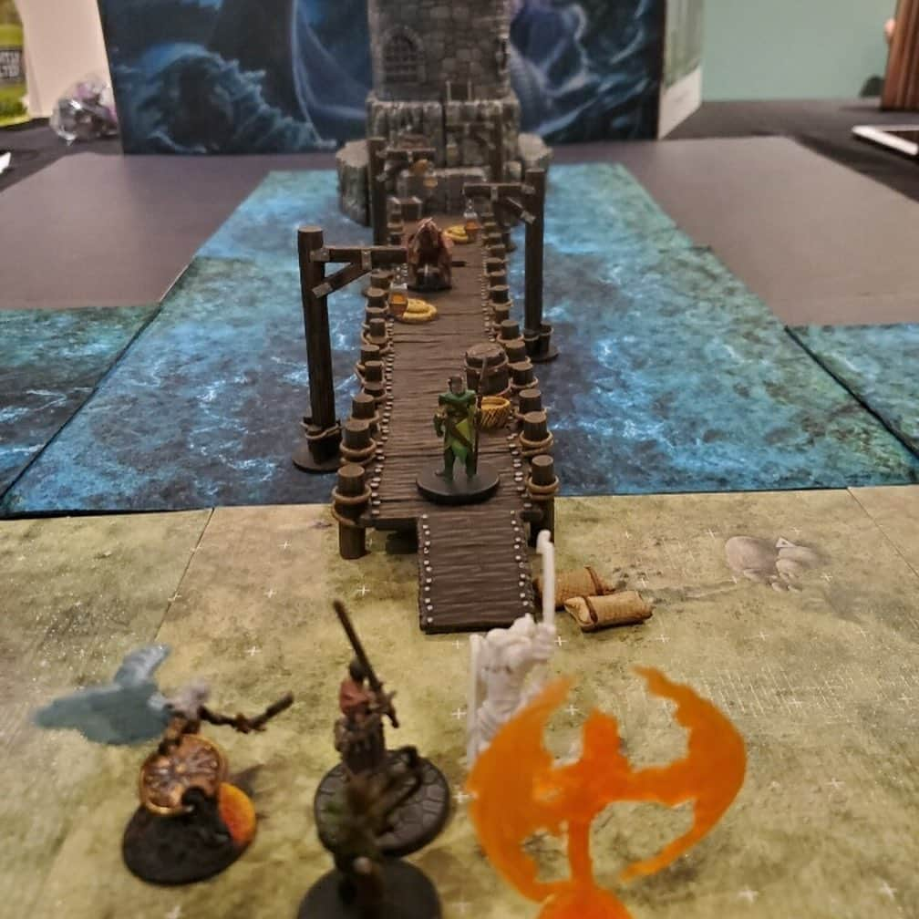 カイル・ニューマンさんのインスタグラム写真 - (カイル・ニューマンInstagram)「A few more pictures from the @ladndsociety Dragon of Icespire Peak Wednesday game w DM @kyle_newman and a super crew of players... #dnd #rpg #dungeonsanddragons」11月24日 7時17分 - kyle_newman