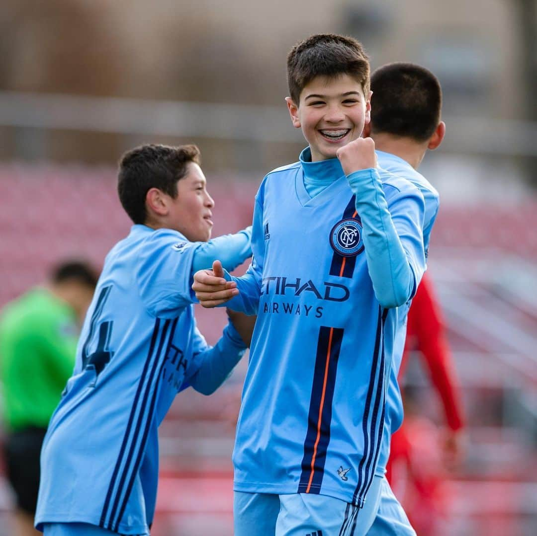 ニューヨーク・シティFCさんのインスタグラム写真 - (ニューヨーク・シティFCInstagram)「Big wins for the #nycfc U-13 & U-14 boys vs. @nefc_us at Belson today #ForTheCity」11月24日 10時01分 - nycfc