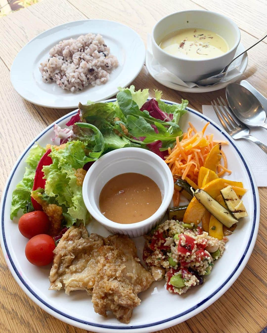 瀬間友里加さんのインスタグラム写真 - (瀬間友里加Instagram)「Lunch🥗🍝🍗🥢❤️ 久しぶりのランチレポ❤️まだまだあるんだけど🤣最近ご飯の写真ばっかり🍖笑 @cibone_ts  @citron_tokyo  @cosmekitchen_adaptation  @88yakichijoji_new  #竹爐山房  #記録用post #lunch」11月24日 9時56分 - yurika.sema