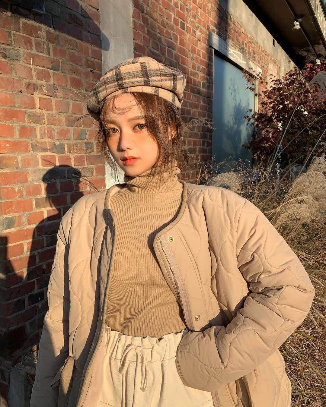 Chuuのインスタグラム：「예쁘기도하지만 따듯할 수 밖에 없는 조합,,,🧡」
