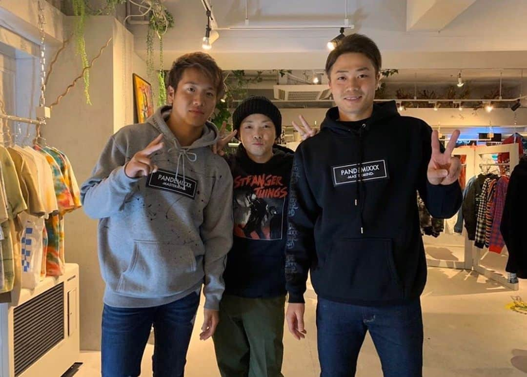 平沼翔太のインスタグラム：「昨日はこのメンバーで📸 洋服お揃い🙉 ファンフェスよろしくです✌️」