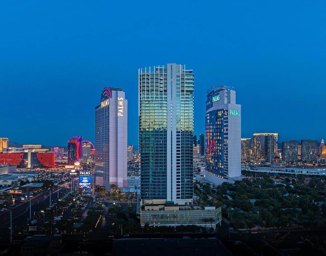 Palms Casino Resortのインスタグラム：「Take in this Vegas view.」