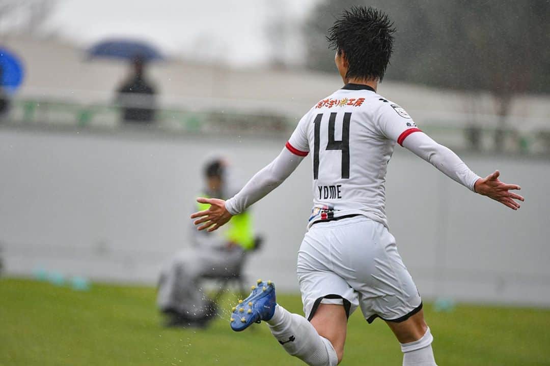 いわてグルージャ盛岡さんのインスタグラム写真 いわてグルージャ盛岡instagram 19 J3 第32節 11 24 Vs Ac長野パルセイロ 1 2 Lose 30 嫁阪翔太 ホームで長野を迎えた一戦は 前半は優位に進めて嫁阪選手のゴールでリードを奪いますが後半立ち上がりに