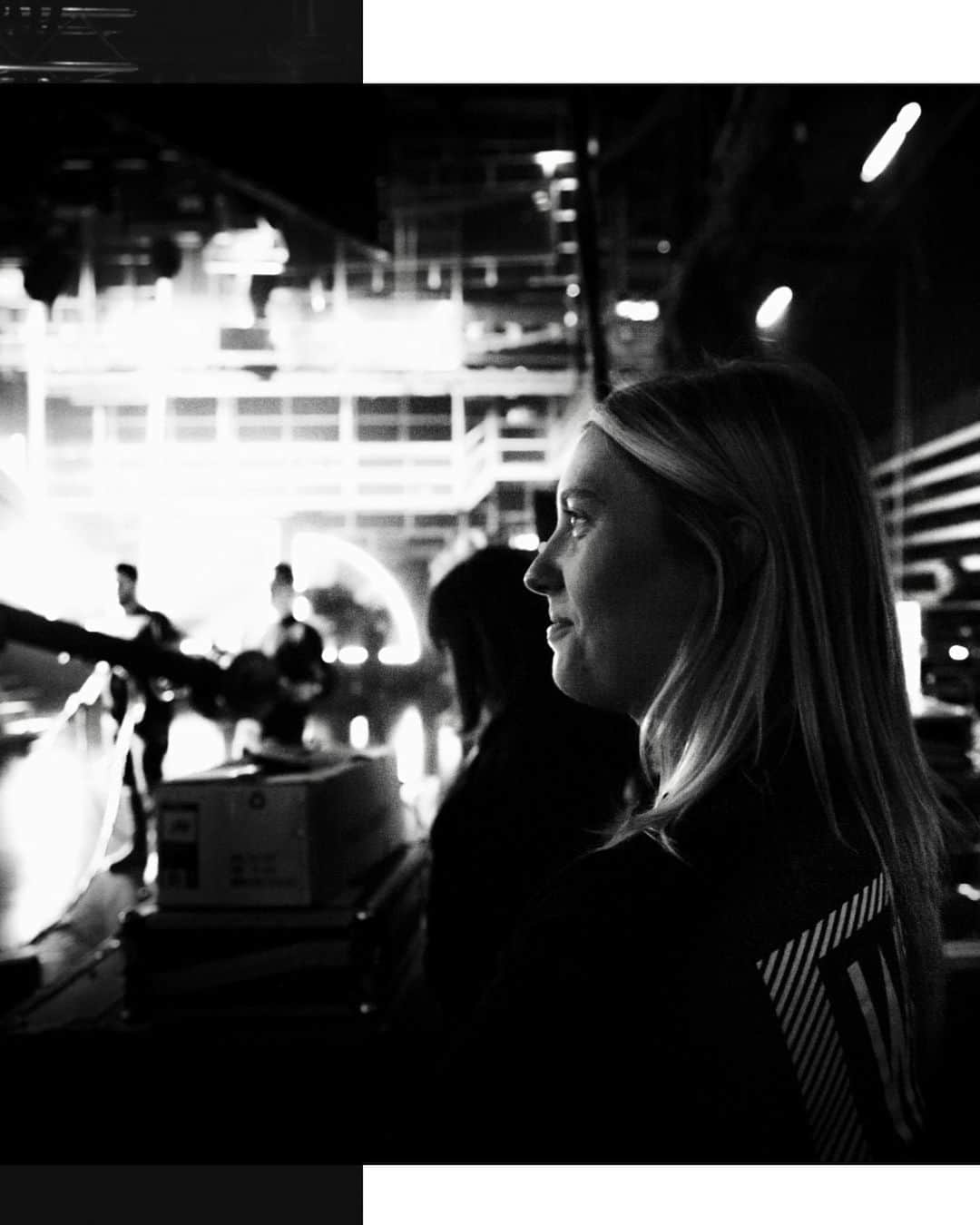 エラ・ヘンダーソンさんのインスタグラム写真 - (エラ・ヘンダーソンInstagram)「SOUNDCHECK - BBCR1 Teen Awards  @jaxjones @bbcradio1 📸 by @freddieardley」11月24日 21時53分 - official_ellahenderson