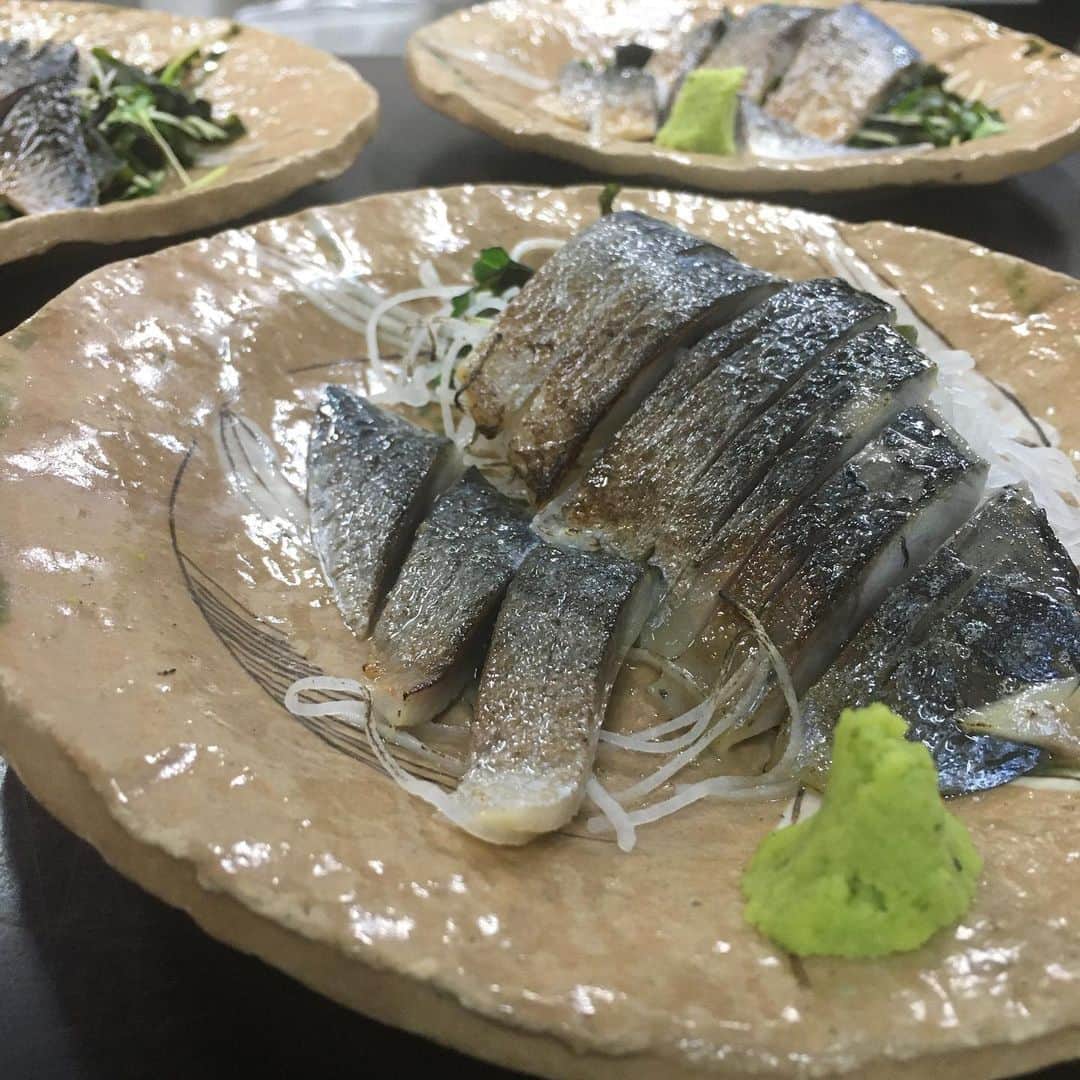 のインスタグラム：「こんばんは🌇🌆。 北海道知床漁場天神橋店です。 ただ今、絶賛販売中。 #生牡蠣#いくら#北海道知床漁場天神橋店 #活魚#天満」