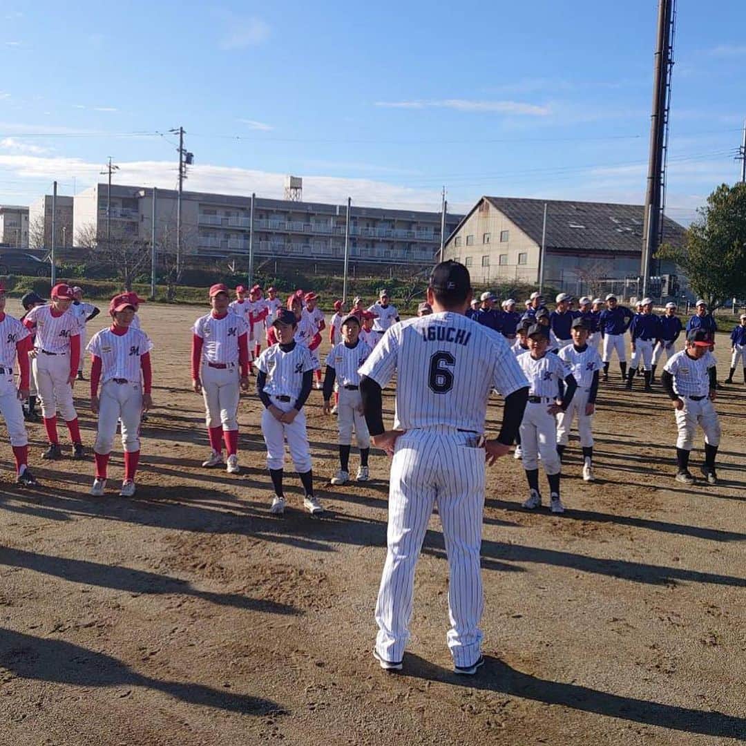 井口資仁さんのインスタグラム写真 - (井口資仁Instagram)「長野県松本市での野球教室⚾️ 今回で4回目になります。 天気にも恵まれて 楽しい野球教室が出来ました。  #井口資仁#6#千葉ロッテマリーンズ  #メルセデスベンツ #野球教室」11月24日 13時24分 - iguchi.tadahito6
