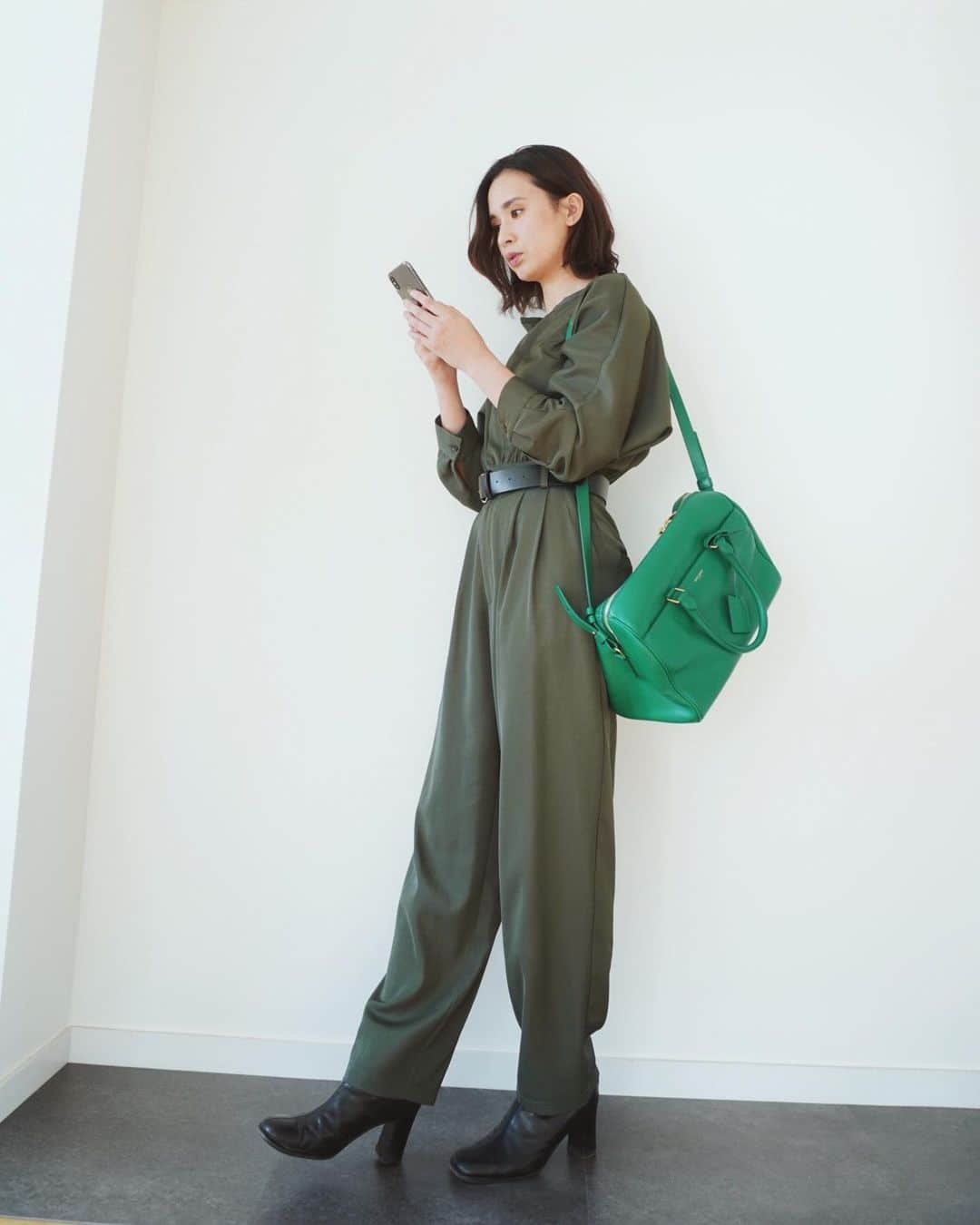 持永真実さんのインスタグラム写真 - (持永真実Instagram)「いつかのまみふく💚﻿ ﻿ all in one @zara﻿ bag @ysl  boots @fendi vintage ﻿ #mochimami_ootd ﻿」11月24日 14時26分 - mami_mochinaga